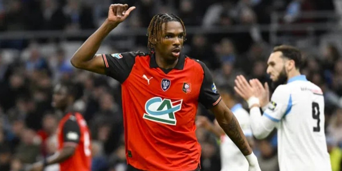 开云体育下载-外媒:利物浦1亿欧报价国米后卫,雅凯预计赛季报销|国际米兰|雷恩|范戴克|手术|英超_新浪体育_新浪新闻