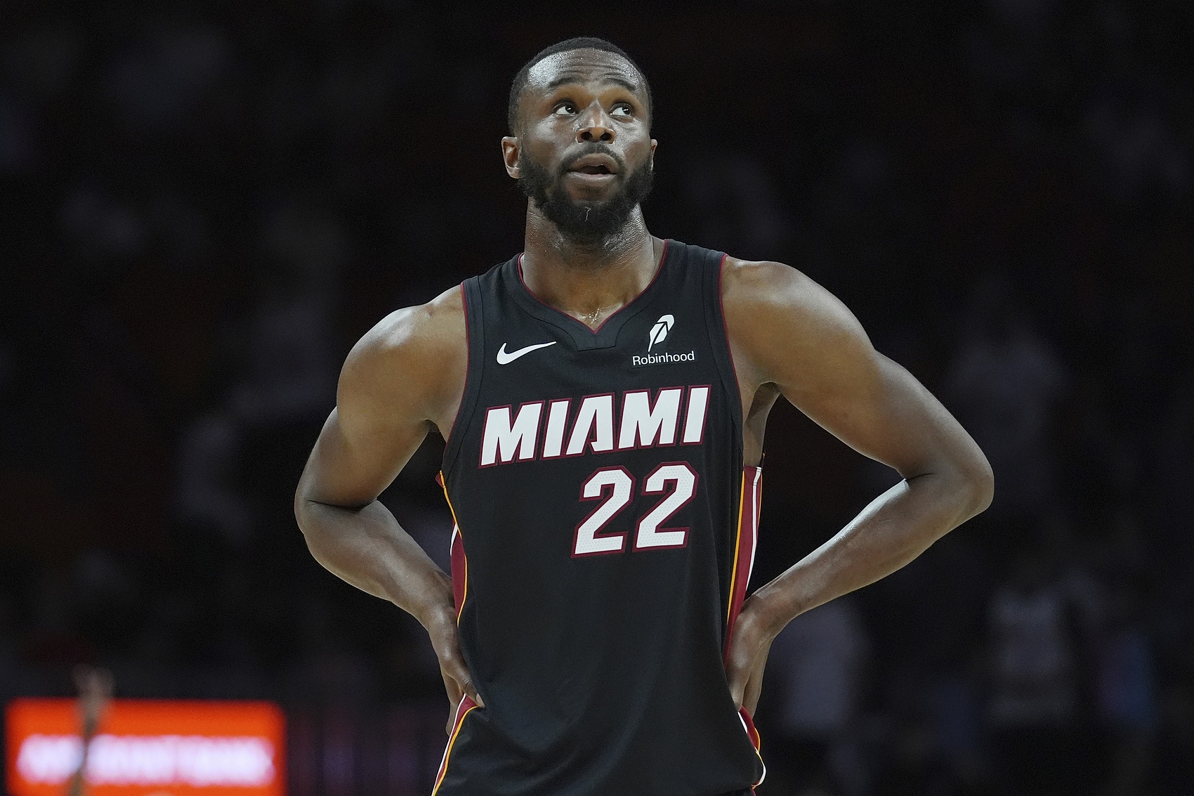 开云体育下载APP-维金斯交易谈判陷入停滞：热火高报价遇阻，湖人拒付首轮签