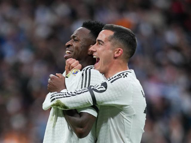 开云体育下载网页版-【现场】巨星闪光后开启省电模式 皇马低功耗险胜