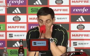 开云体育下载-马卡析皇马困局：拒签中场，纵容维尼，主帅失援，内外交困