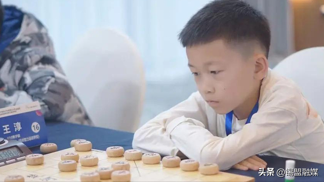 开云体育下载官网-锡盟10岁少年在全国比赛中获第九名！|象棋|王淳|杭州|全国象棋|中国象棋协会_新浪体育_新浪新闻