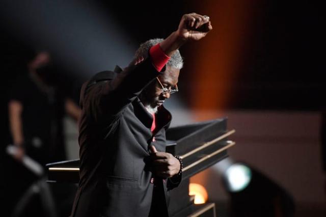 开云体育下载APP-大本：他们说我太矮了 你可以把我扔到场上试试