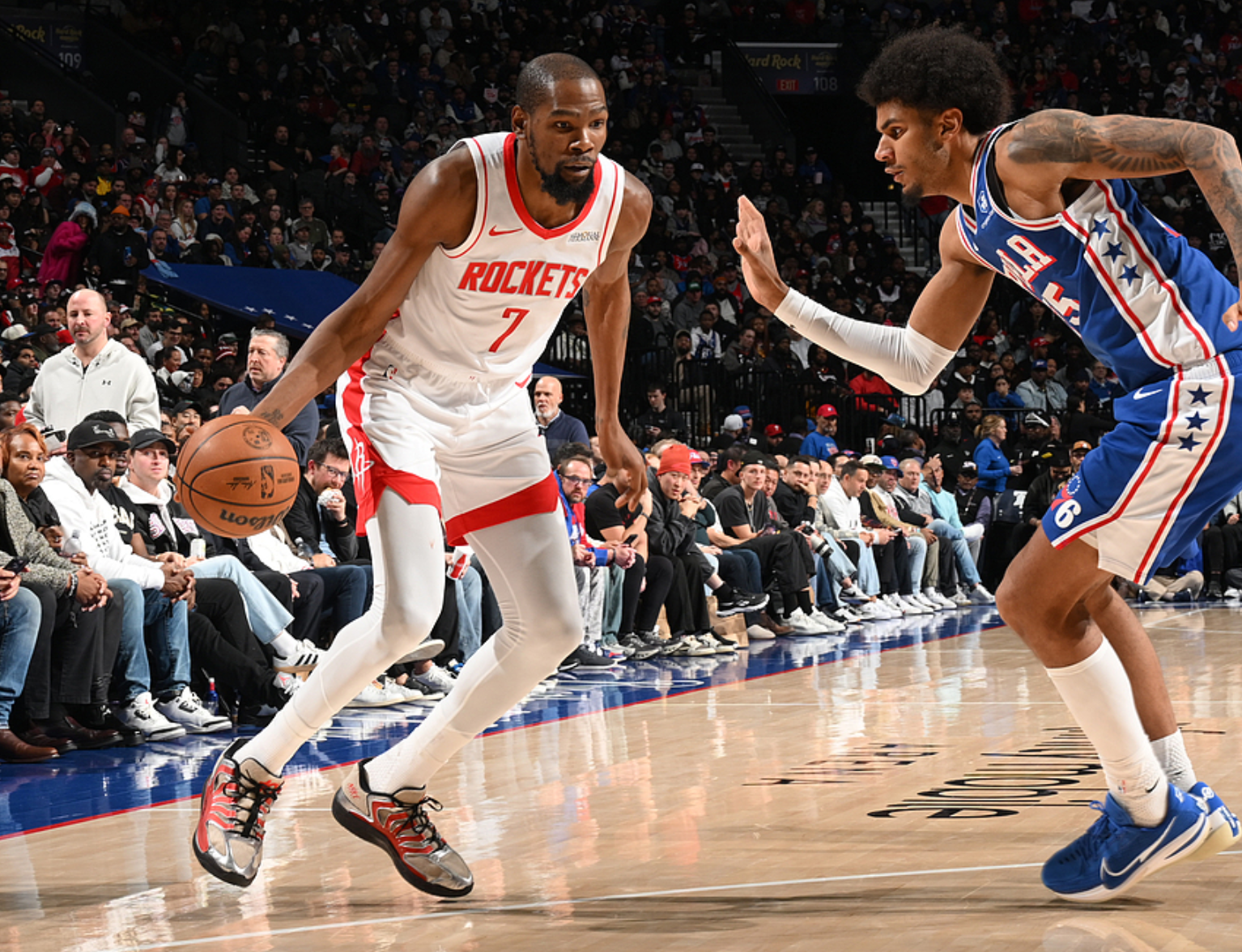 西部排名又变了：快船创NBA奇迹，掘金收大礼，2队排名互换