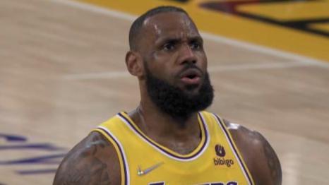 开云体育下载网页版-卡登42分快船战胜湖人，东契奇32分湖人防守一塌糊涂