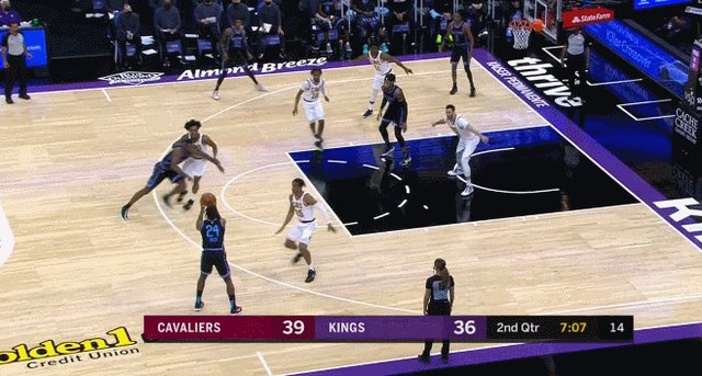 开云体育下载APP-利拉德苦思格林而不得 开拓者为他找来追梦替身